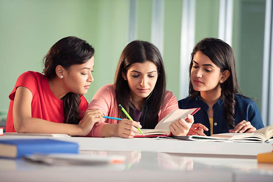 Degree-with-IAS-coaching-in-Hyderabad-